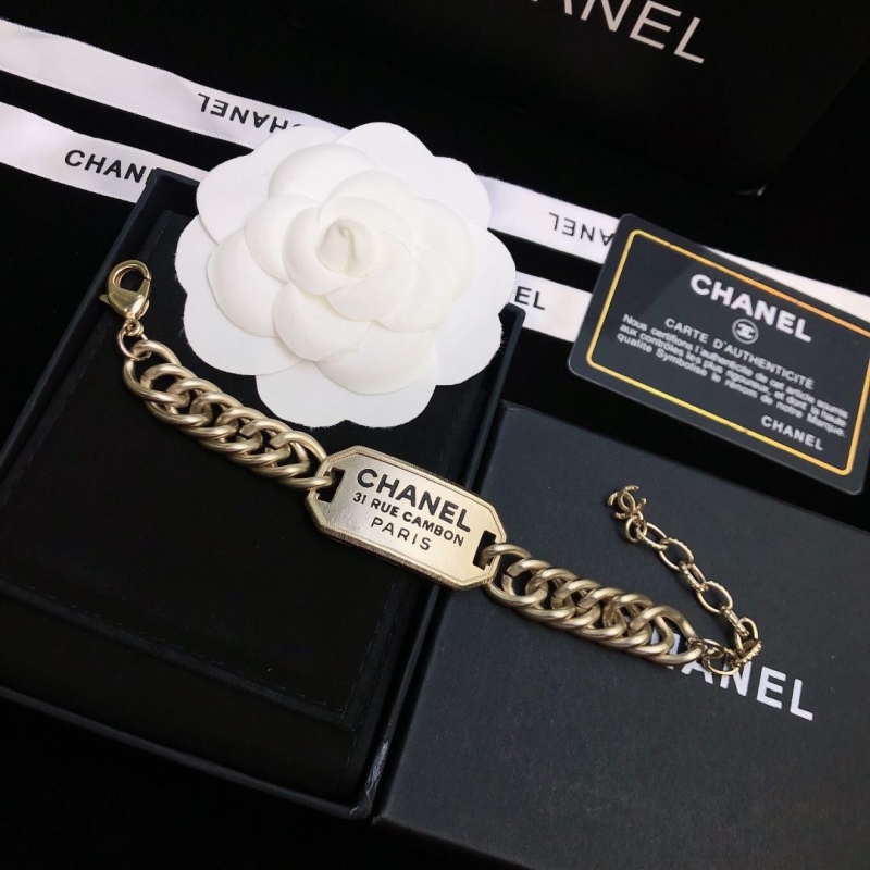 Ch**el necklaces